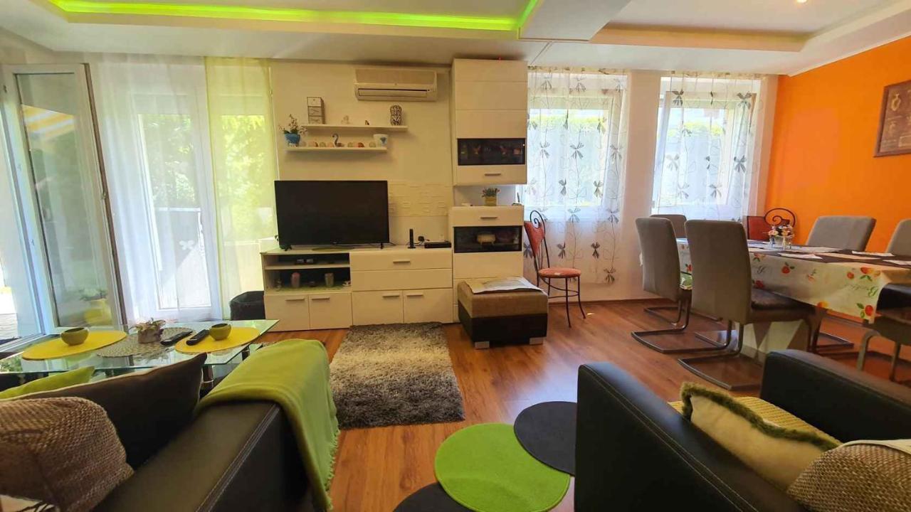 Zoeldlomb Apartman Siófok Extérieur photo