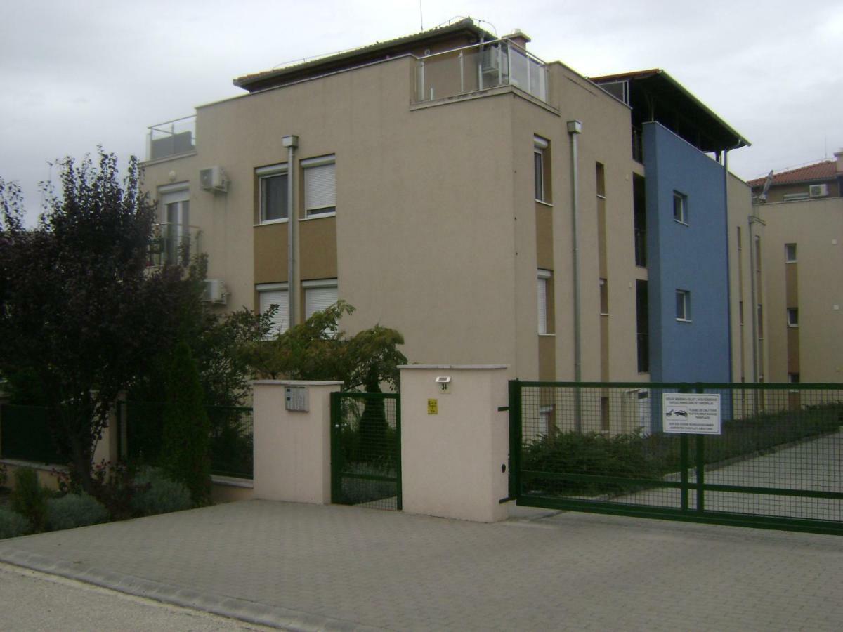 Zoeldlomb Apartman Siófok Extérieur photo